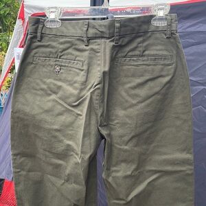 Old navy loose taper green chinos